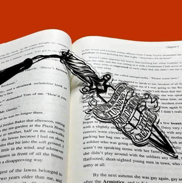 Акрилова закладка для книг "Меч" px-00790 фото